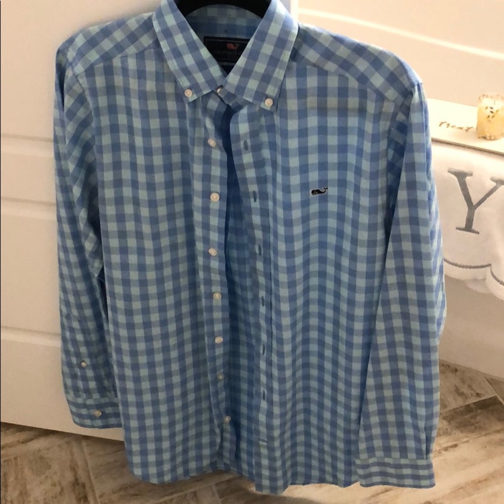 Men’s vineyard vine slim fit whale shirt  small